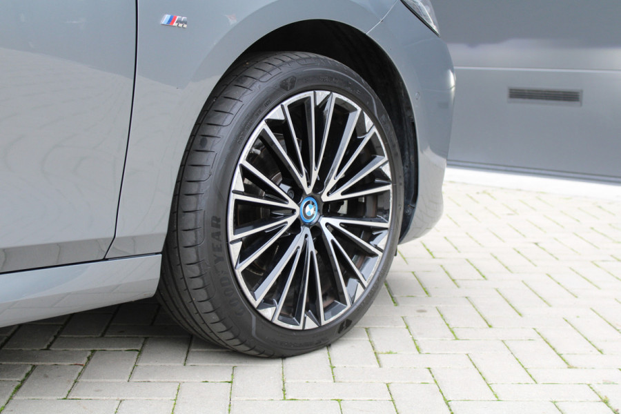 BMW 2 Serie Active Tourer 225e xDrive | M-SPORT | PANO | H/K | HUD | KEYLESS | 360 |