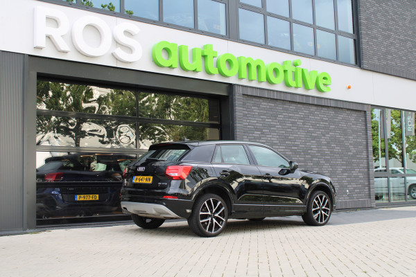 Audi Q2 35 TFSI CoD Sport | STOELVERWARMING | NAVI | CRUISE | 19 INCH | PDC ACHTER | Audi Q2 35 TFSI CoD Sport | STOELVERWARMING | NAVI | CRUISE | 19 INCH | PDC ACHTER |
