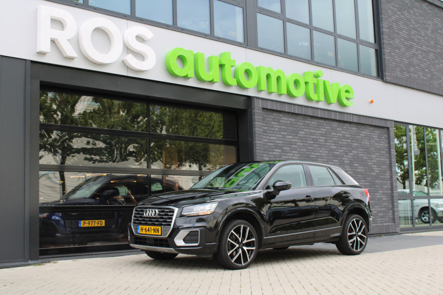 Audi Q2 35 TFSI CoD Sport | STOELVERWARMING | NAVI | CRUISE | 19 INCH | PDC ACHTER | Audi Q2 35 TFSI CoD Sport | STOELVERWARMING | NAVI | CRUISE | 19 INCH | PDC ACHTER |