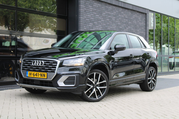 Audi Q2 35 TFSI CoD Sport | STOELVERWARMING | NAVI | CRUISE | 19 INCH | PDC ACHTER | Audi Q2 35 TFSI CoD Sport | STOELVERWARMING | NAVI | CRUISE | 19 INCH | PDC ACHTER |
