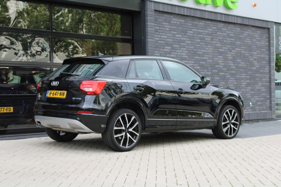 Audi Q2 35 TFSI CoD Sport | STOELVERWARMING | NAVI | CRUISE | 19 INCH | PDC ACHTER | Audi Q2 35 TFSI CoD Sport | STOELVERWARMING | NAVI | CRUISE | 19 INCH | PDC ACHTER |