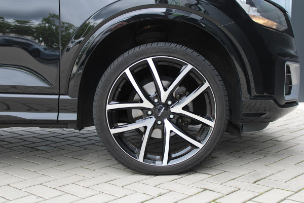 Audi Q2 35 TFSI CoD Sport | STOELVERWARMING | NAVI | CRUISE | 19 INCH | PDC ACHTER | Audi Q2 35 TFSI CoD Sport | STOELVERWARMING | NAVI | CRUISE | 19 INCH | PDC ACHTER |