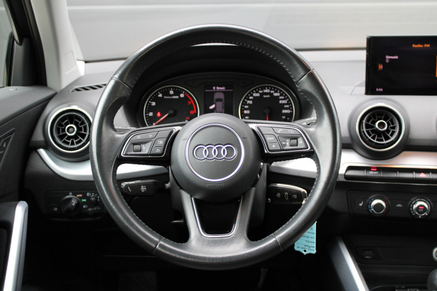 Audi Q2 35 TFSI CoD Sport | STOELVERWARMING | NAVI | CRUISE | 19 INCH | PDC ACHTER | Audi Q2 35 TFSI CoD Sport | STOELVERWARMING | NAVI | CRUISE | 19 INCH | PDC ACHTER |
