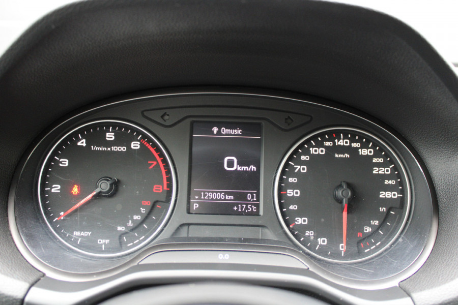 Audi Q2 35 TFSI CoD Sport | STOELVERWARMING | NAVI | CRUISE | 19 INCH | PDC ACHTER | Audi Q2 35 TFSI CoD Sport | STOELVERWARMING | NAVI | CRUISE | 19 INCH | PDC ACHTER |