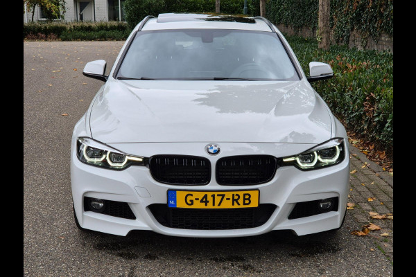 BMW 3 Serie Touring M Sport Nov-2019 NAP Panorama CarPlay GARANTIE inbeg. LED Breedset velgen RIJKLAAR APK tot 4-2027