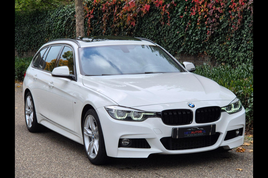 BMW 3 Serie Touring M Sport Nov-2019 NAP Panorama CarPlay GARANTIE inbeg. LED Breedset velgen RIJKLAAR APK tot 4-2027