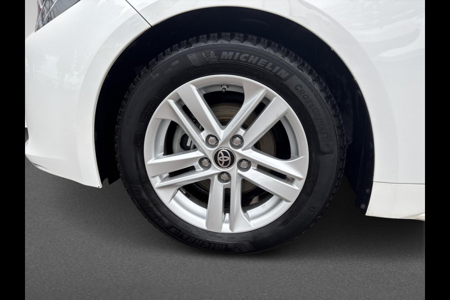 Toyota Corolla Touring Sports 1.8 Hybrid Business | adaptive cruise control |  Apple Carplay/Android Auto | LED | cruise control | climate control | trekhaak | achteruitrijcamera