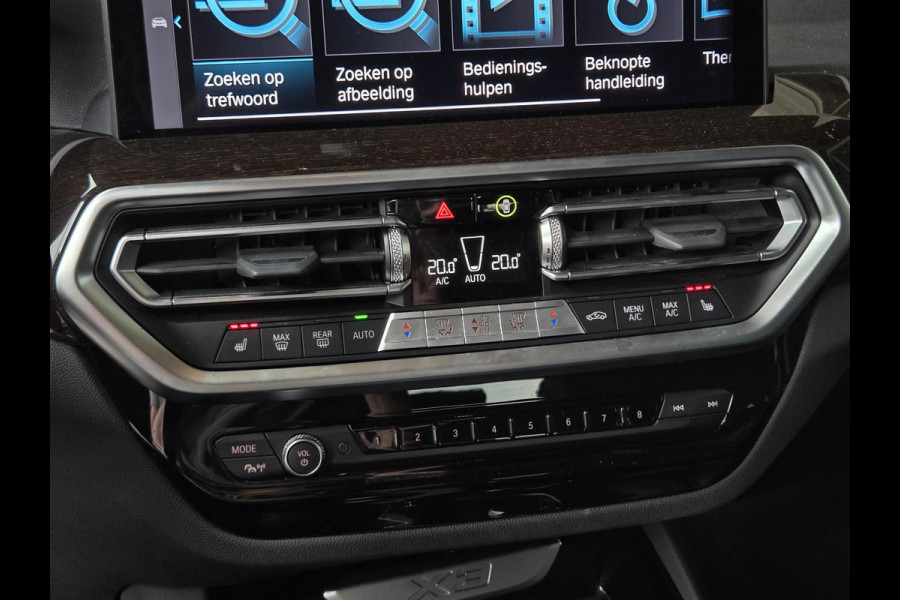 BMW X3 xDrive30e LCI | SPORTSTOELEN | LEDER | PANORAMADAK | CAMERA | TREKHAAK |