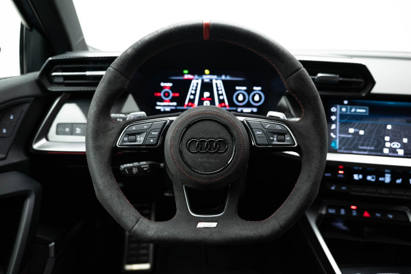 Audi RS3 Sportback 2.5 TFSI quattro |Pano|Massage|B&O|Carbon| Audi RS3 Sportback 2.5 TFSI quattro |Pano|Massage|B&O|Carbon|