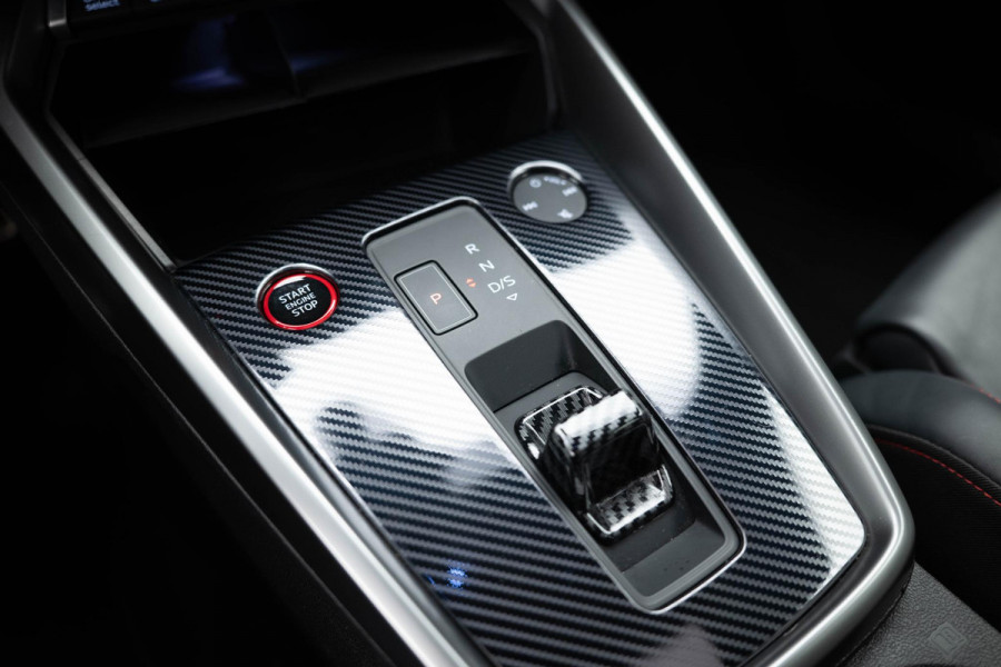 Audi RS3 Sportback 2.5 TFSI quattro |Pano|Massage|B&O|Carbon| Audi RS3 Sportback 2.5 TFSI quattro |Pano|Massage|B&O|Carbon|