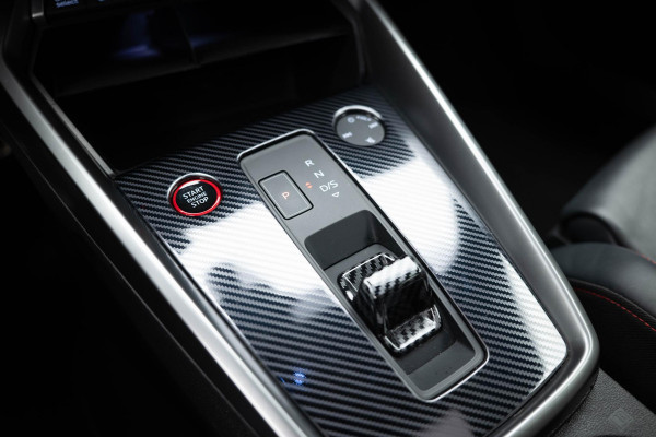 Audi RS3 Sportback 2.5 TFSI quattro |Pano|Massage|B&O|Carbon| Audi RS3 Sportback 2.5 TFSI quattro |Pano|Massage|B&O|Carbon|