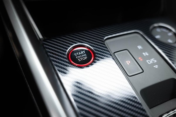 Audi RS3 Sportback 2.5 TFSI quattro |Pano|Massage|B&O|Carbon| Audi RS3 Sportback 2.5 TFSI quattro |Pano|Massage|B&O|Carbon|