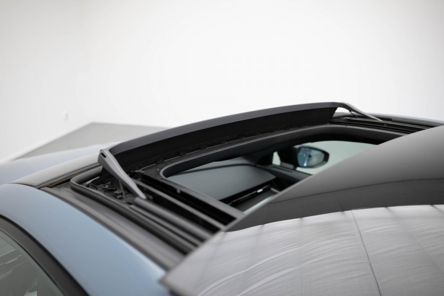 Audi RS3 Sportback 2.5 TFSI quattro |Pano|Massage|B&O|Carbon| Audi RS3 Sportback 2.5 TFSI quattro |Pano|Massage|B&O|Carbon|