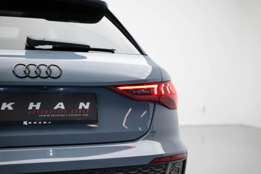 Audi RS3 Sportback 2.5 TFSI quattro |Pano|Massage|B&O|Carbon| Audi RS3 Sportback 2.5 TFSI quattro |Pano|Massage|B&O|Carbon|