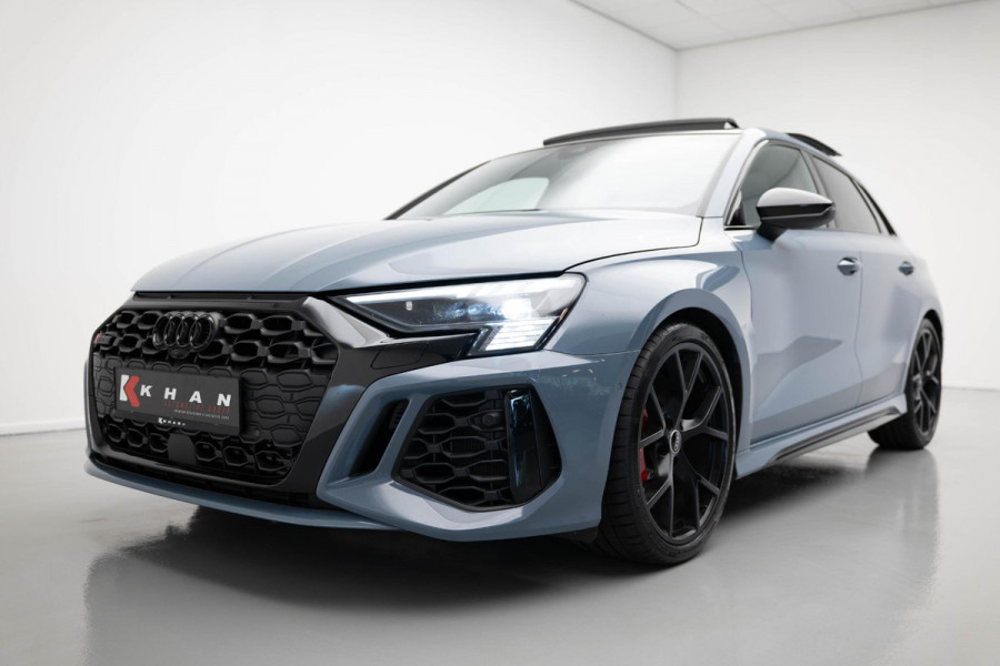 Audi RS3 Sportback 2.5 TFSI quattro |Pano|Massage|B&O|Carbon| Audi RS3 Sportback 2.5 TFSI quattro |Pano|Massage|B&O|Carbon|