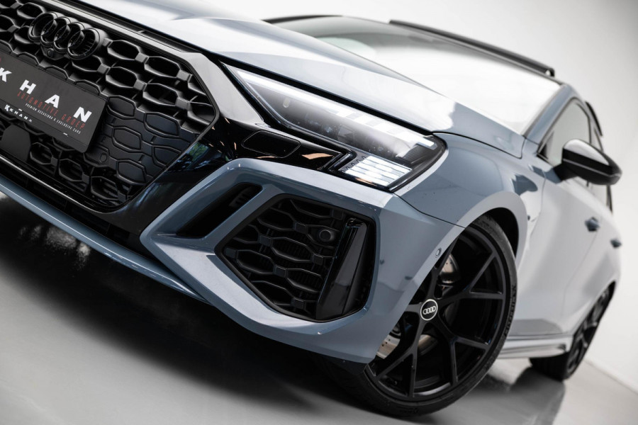 Audi RS3 Sportback 2.5 TFSI quattro |Pano|Massage|B&O|Carbon| Audi RS3 Sportback 2.5 TFSI quattro |Pano|Massage|B&O|Carbon|