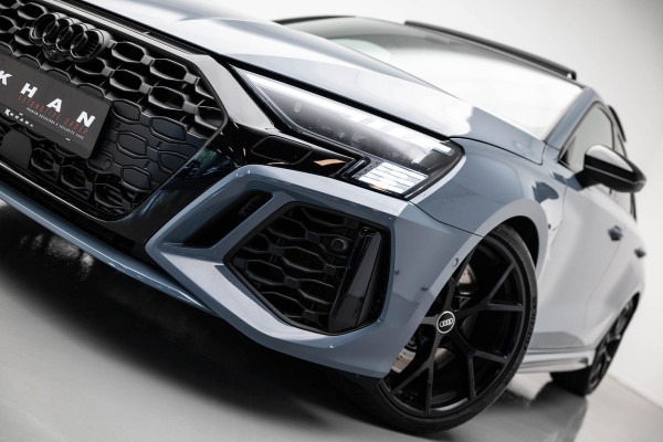 Audi RS3 Sportback 2.5 TFSI quattro |Pano|Massage|B&O|Carbon| Audi RS3 Sportback 2.5 TFSI quattro |Pano|Massage|B&O|Carbon|