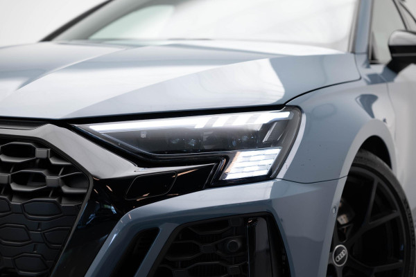 Audi RS3 Sportback 2.5 TFSI quattro |Pano|Massage|B&O|Carbon| Audi RS3 Sportback 2.5 TFSI quattro |Pano|Massage|B&O|Carbon|