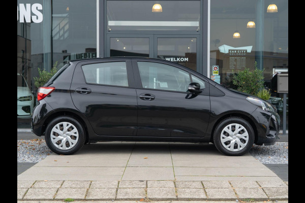 Toyota Yaris 1.0 VVT-i Comfort / Lane Departure Warning / Bluetooth / USB / Airco / Bots herkenning