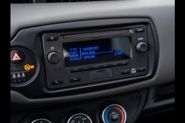 Toyota Yaris 1.0 VVT-i Comfort / Lane Departure Warning / Bluetooth / USB / Airco / Bots herkenning