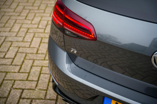 Volkswagen Golf 2.0 TSI 4Motion R Panodak ACC Virtual Dash DAB+ Navigatie Carplay Stoelverw. Volkswagen Golf 2.0 TSI 4Motion R Panodak ACC Virtual Dash DAB+ Navigatie Carplay Stoelverw.