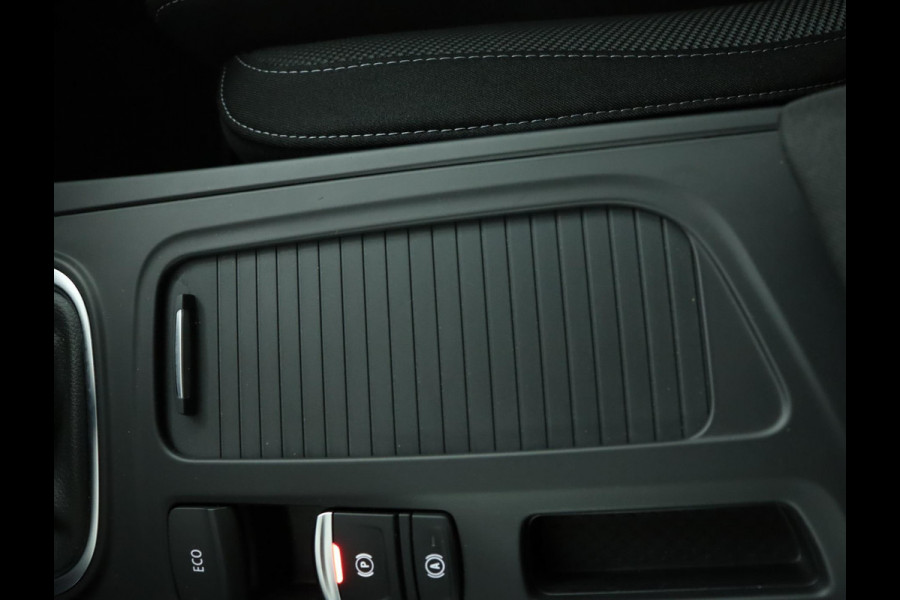 Renault MEGANE Estate 1.3 TCe 140 Equilibre|Climate|Cruise|Navigatie Renault MEGANE Estate 1.3 TCe 140 Equilibre|Climate|Cruise|Navigatie