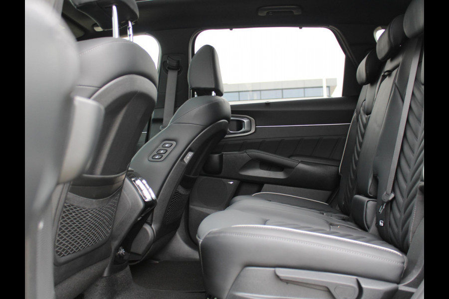 Kia Sorento 1.6 T-GDi PHEV ExecutiveLine 7p. | OP VOORRAAD | Bose | Nappa leer | Stoel ventilatie | Kia Sorento 1.6 T-GDi PHEV ExecutiveLine 7p. | OP VOORRAAD | Bose | Nappa leer | Stoel ventilatie |