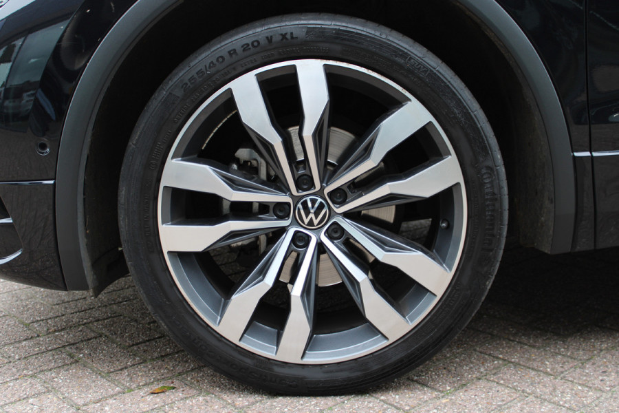 Volkswagen Tiguan Allspace 1.5 TSI R-Line 7p. | Panoramadak | Trekhaak | Navigatie | Adaptieve cruise Volkswagen Tiguan Allspace 1.5 TSI R-Line 7p. | Panoramadak | Trekhaak | Navigatie | Adaptieve cruise