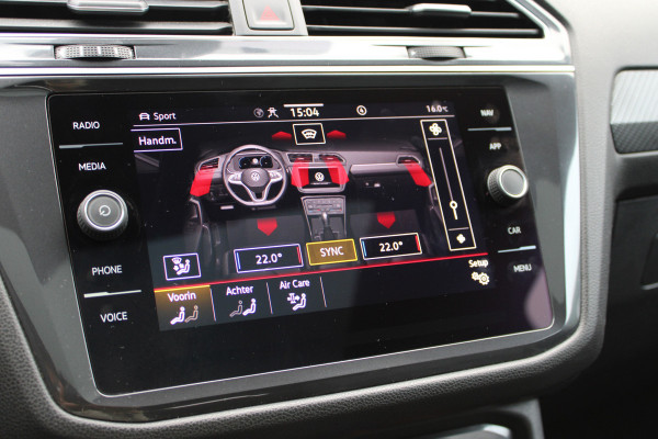 Volkswagen Tiguan Allspace 1.5 TSI R-Line 7p. | Panoramadak | Trekhaak | Navigatie | Adaptieve cruise Volkswagen Tiguan Allspace 1.5 TSI R-Line 7p. | Panoramadak | Trekhaak | Navigatie | Adaptieve cruise