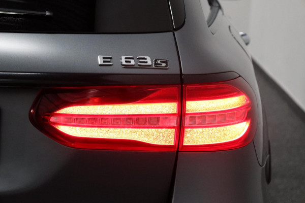 Mercedes-Benz E-Klasse Estate AMG 63 S 4MATIC 612+PK LED/KERAMISCH/HUD/SFEER/LUCHT/PANO/LEER+MASSAGE/360/ACC/ECC/12 MDN GARANTIE! Mercedes-Benz E-Klasse Estate AMG 63 S 4MATIC 612+PK LED/KERAMISCH/HUD/SFEER/LUCHT/PANO/LEER+MASSAGE/360/ACC/ECC/12 MDN GARANTIE!