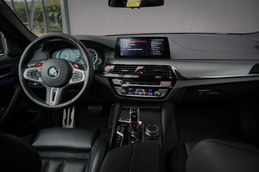 BMW 5 Serie M5 Competition | KERAMISCH | CS LOOK | STOELVERWARMING | ADAPTIVE CRUISE | BLUE EYE | HEAD UP | 360 CAMERA | HARMON & KARDON | E BMW 5 Serie M5 Competition | KERAMISCH | CS LOOK | STOELVERWARMING | ADAPTIVE CRUISE | BLUE EYE | HEAD UP | 360 CAMERA | HARMON & KARDON | E