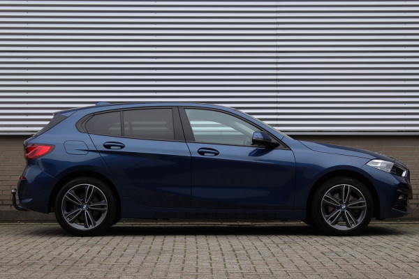 BMW 1-serie 118i Executive Edition | Cruise Control | Origin NL | Parkeersensoren | Navigatie BMW 1-serie 118i Executive Edition | Cruise Control | Origin NL | Parkeersensoren | Navigatie