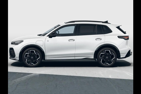 Volkswagen Tiguan R-Line Edition 1.5 eHybrid 150 kW / 204 PK SUV 6 v Volkswagen Tiguan R-Line Edition 1.5 eHybrid 150 kW / 204 PK SUV 6 v
