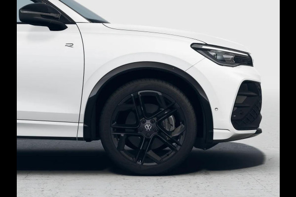 Volkswagen Tiguan R-Line Edition 1.5 eHybrid 150 kW / 204 PK SUV 6 v Volkswagen Tiguan R-Line Edition 1.5 eHybrid 150 kW / 204 PK SUV 6 v