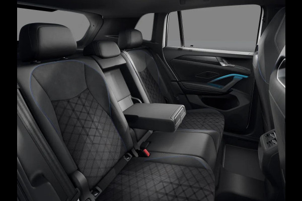 Volkswagen Tiguan R-Line Edition 1.5 eHybrid 150 kW / 204 PK SUV 6 v Volkswagen Tiguan R-Line Edition 1.5 eHybrid 150 kW / 204 PK SUV 6 v