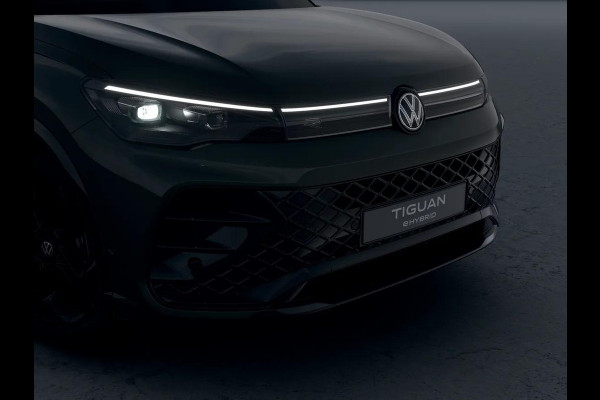 Volkswagen Tiguan R-Line Edition 1.5 eHybrid 150 kW / 204 PK SUV 6 v Volkswagen Tiguan R-Line Edition 1.5 eHybrid 150 kW / 204 PK SUV 6 v