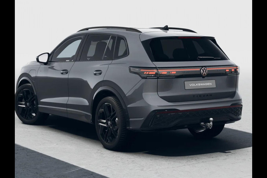Volkswagen Tiguan R-Line Edition 1.5 eHybrid 200 kW / 272 PK SUV 6 v Volkswagen Tiguan R-Line Edition 1.5 eHybrid 200 kW / 272 PK SUV 6 v