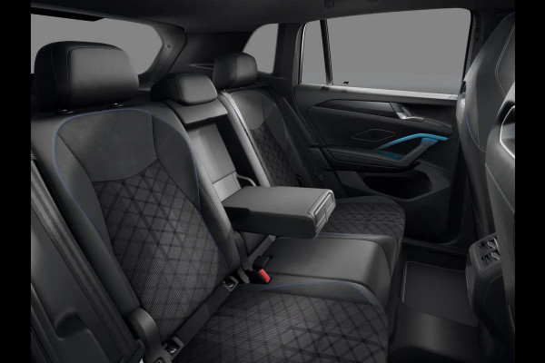 Volkswagen Tiguan R-Line Edition 1.5 eHybrid 200 kW / 272 PK SUV 6 v Volkswagen Tiguan R-Line Edition 1.5 eHybrid 200 kW / 272 PK SUV 6 v