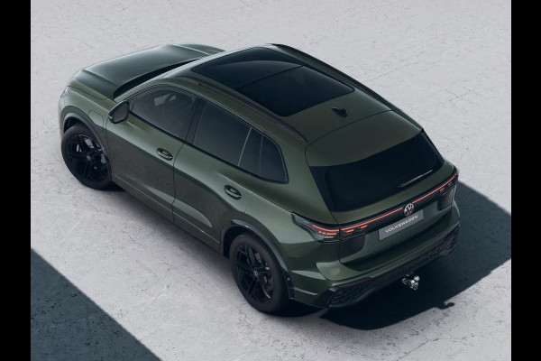 Volkswagen Tiguan R-Line Edition 1.5 eHybrid 200 kW / 272 PK SUV 6 v Volkswagen Tiguan R-Line Edition 1.5 eHybrid 200 kW / 272 PK SUV 6 v