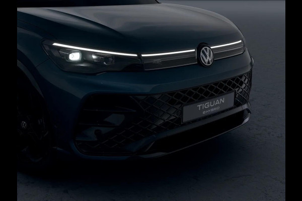 Volkswagen Tiguan R-Line Edition 1.5 eHybrid 150 kW / 204 PK SUV 6 v Volkswagen Tiguan R-Line Edition 1.5 eHybrid 150 kW / 204 PK SUV 6 v