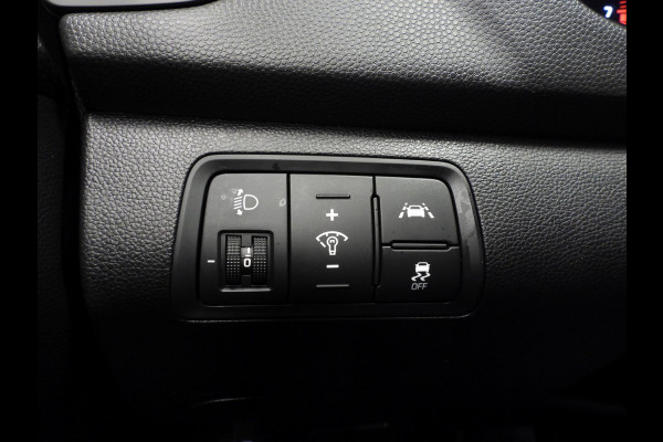 Hyundai i20 1.0 T-GDI 100PK Premium NAVI/CAMERA/CLIMA/15"LMV! Hyundai i20 1.0 T-GDI 100PK Premium NAVI/CAMERA/CLIMA/15"LMV!