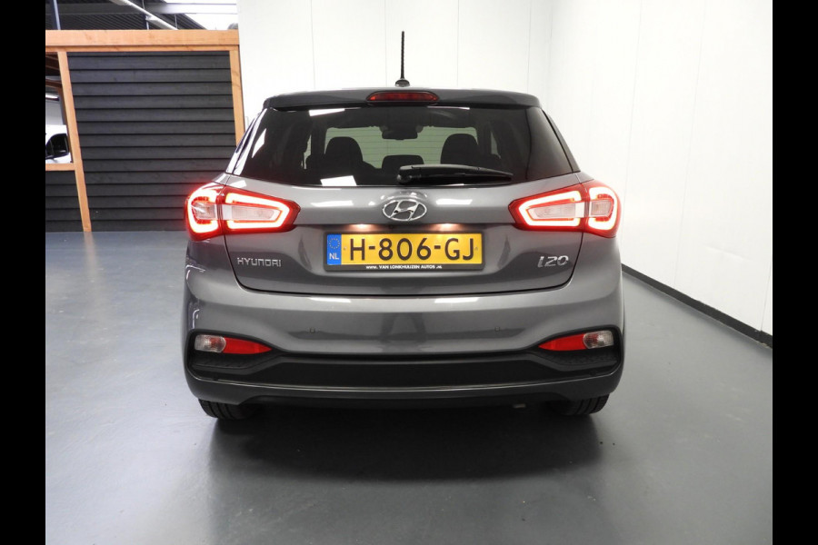Hyundai i20 1.0 T-GDI 100PK Premium NAVI/CAMERA/CLIMA/15"LMV! Hyundai i20 1.0 T-GDI 100PK Premium NAVI/CAMERA/CLIMA/15"LMV!