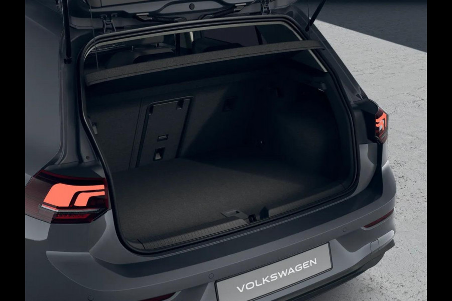 Volkswagen Golf Life Edition 1.5 eHybrid 150 kW / 204 PK Hatchback Volkswagen Golf Life Edition 1.5 eHybrid 150 kW / 204 PK Hatchback