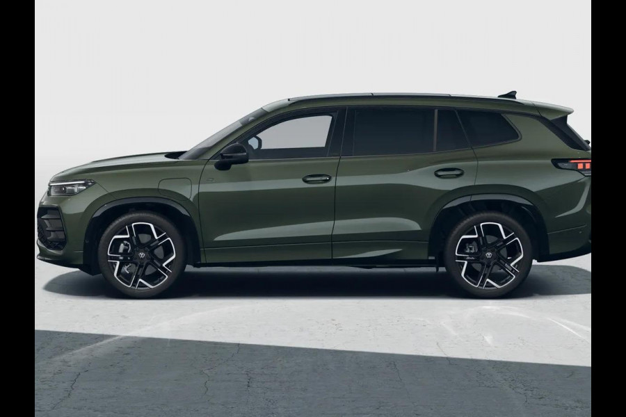 Volkswagen Tayron R-Line Edition 1.5 eHybrid 150 kW / 204 PK SUV 6 v Volkswagen Tayron R-Line Edition 1.5 eHybrid 150 kW / 204 PK SUV 6 v