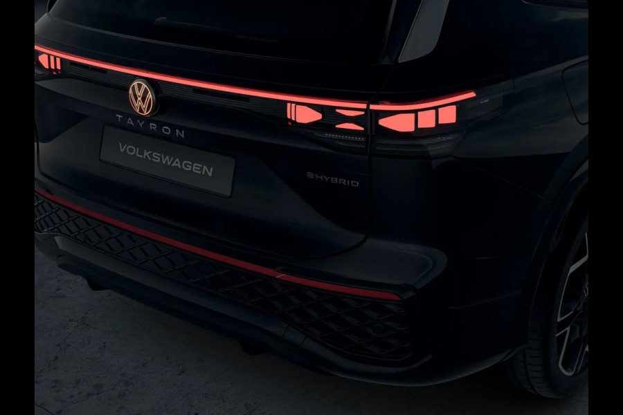 Volkswagen Tayron R-Line Edition 1.5 eHybrid 150 kW / 204 PK SUV 6 v Volkswagen Tayron R-Line Edition 1.5 eHybrid 150 kW / 204 PK SUV 6 v
