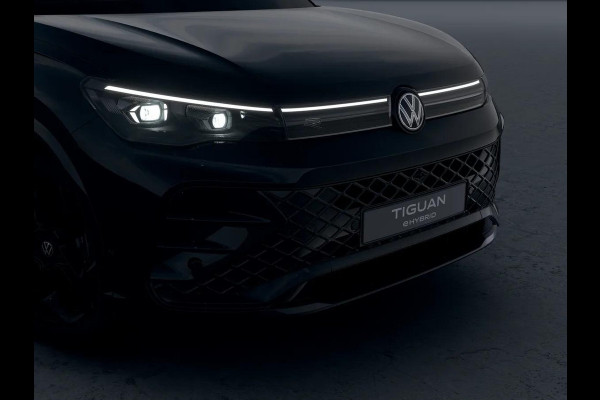 Volkswagen Tiguan R-Line Edition 1.5 eHybrid 200 kW / 272 PK SUV 6 v Volkswagen Tiguan R-Line Edition 1.5 eHybrid 200 kW / 272 PK SUV 6 v