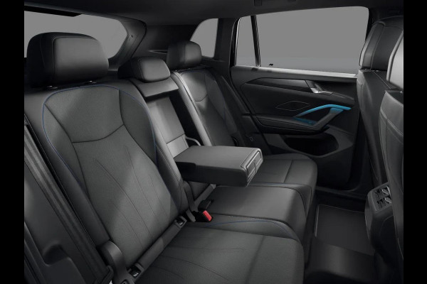 Volkswagen Tiguan R-Line Edition 1.5 eHybrid 200 kW / 272 PK SUV 6 v Volkswagen Tiguan R-Line Edition 1.5 eHybrid 200 kW / 272 PK SUV 6 v