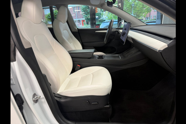 Tesla Model Y Long Range DUAL MOTOR AWD 378KW 514PK PANORAMADAK TREKHAAK Tesla Model Y Long Range DUAL MOTOR AWD 378KW 514PK PANORAMADAK TREKHAAK