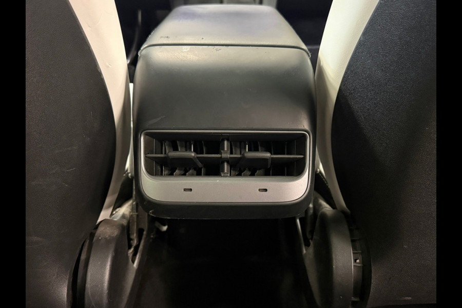 Tesla Model Y Long Range DUAL MOTOR AWD 378KW 514PK PANORAMADAK TREKHAAK Tesla Model Y Long Range DUAL MOTOR AWD 378KW 514PK PANORAMADAK TREKHAAK