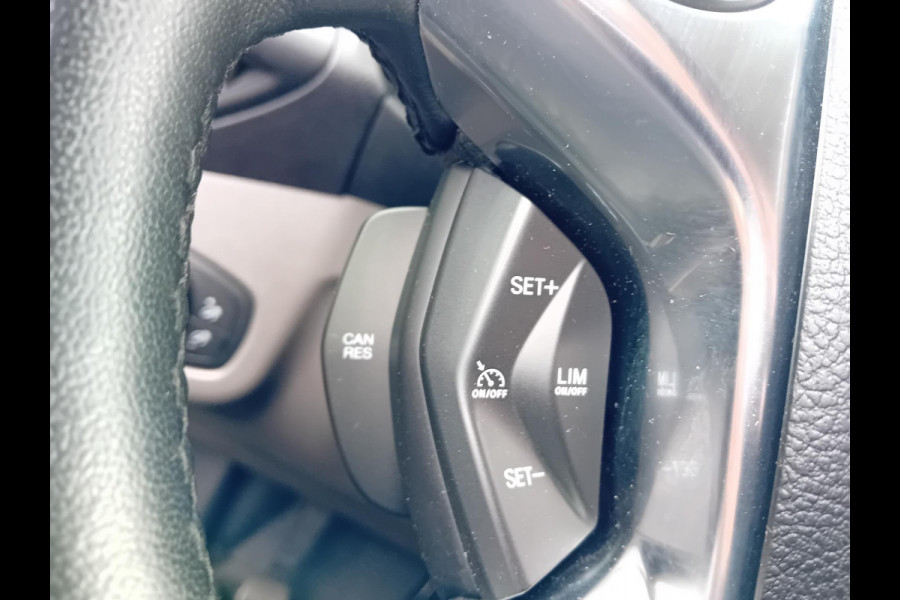 Ford Transit Connect 100pk L2 Trend Automaat Trekhaak Airco Navi Cruise Automaat Trekhaak Navi Airco PDC A Cruise 3Zits Camera DAB+